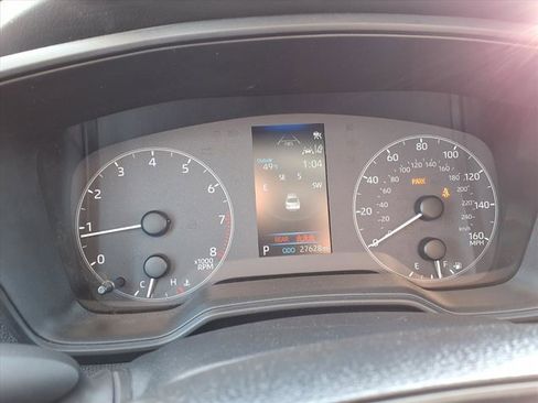 Used 2025 Toyota Corolla LE image 19