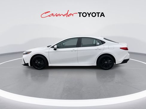 Certified 2026 Toyota Camry SE image 5