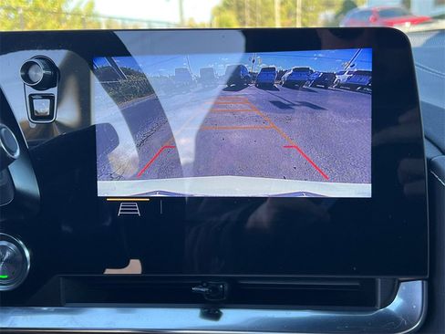 Used 2020 Chevrolet Corvette Stingray Coupe w/ Z51 Performance Package image 28