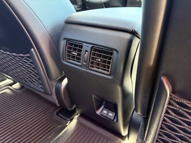 Used 2023 Toyota 4Runner Limited AWD/4WD image 32