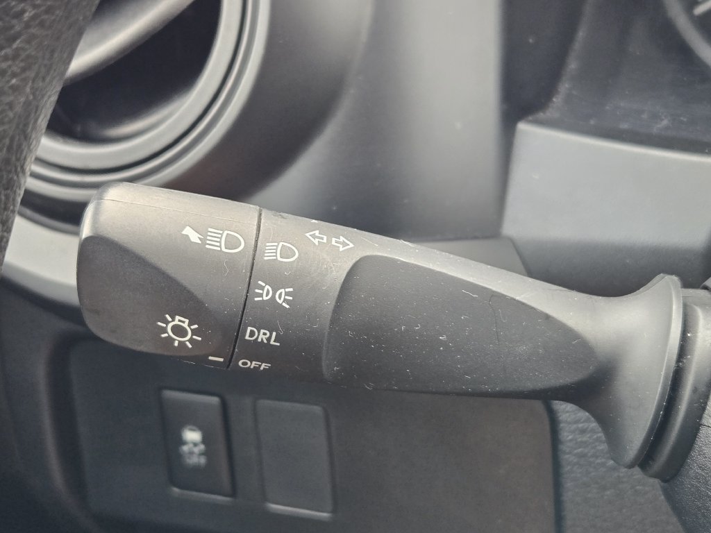 Used 2022 Toyota Tacoma SR RWD image 22