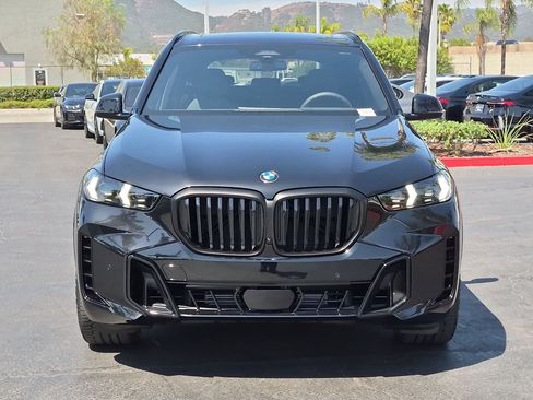 New 2026 BMW X5 xDrive40i w/ M Sport Package AWD/4WD image 3
