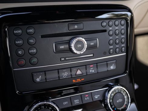 Used 2012 Mercedes-Benz SLS AMG Coupe image 32