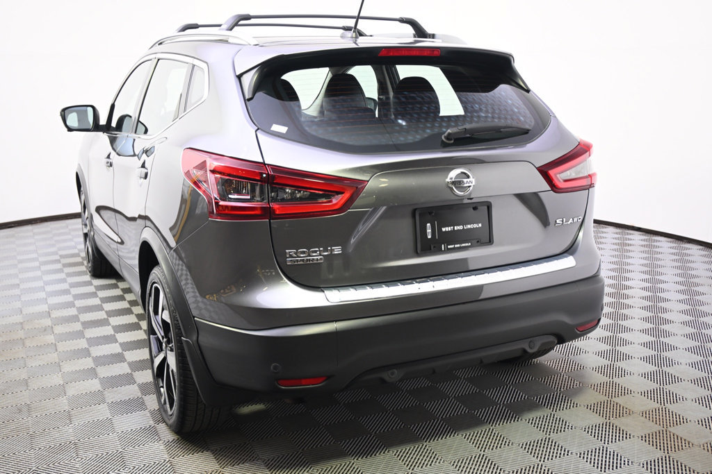 Used 2022 Nissan Rogue Sport SL AWD/4WD image 4