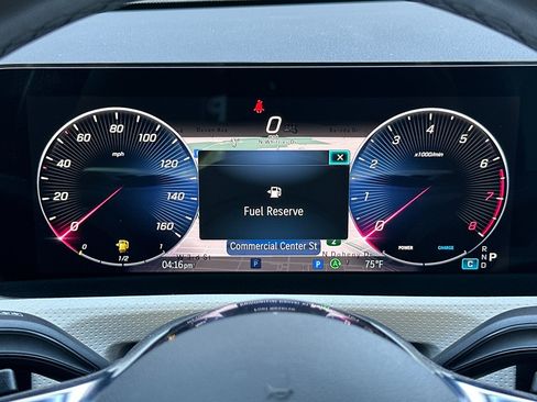 Used 2025 Mercedes-Benz CLA 250 image 23
