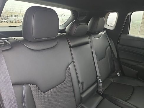 New 2026 Jeep Compass Latitude image 79