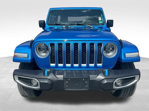 Used 2023 Jeep Wrangler Unlimited Sahara w/ Cold Weather Group image 18