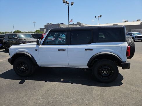 New 2026 Ford Bronco Big Bend w/ Black Appearance Package AWD/4WD image 7