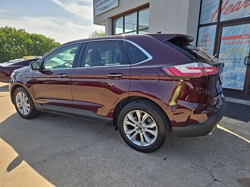 Used 2024 Ford Edge Titanium AWD/4WD image 6