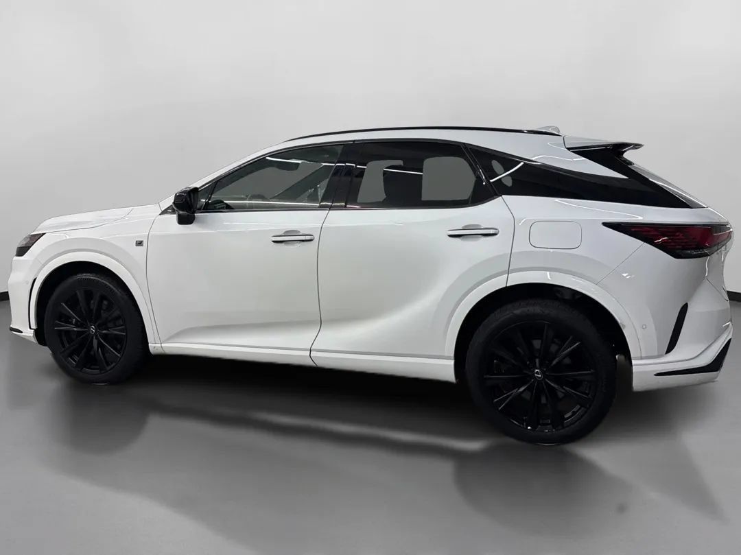 Used 2023 Lexus RX 500h F Sport w/ Accessory Package (Z1) AWD/4WD image 5