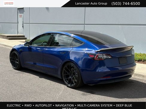 Used 2020 Tesla Model 3 Standard Range Plus RWD image 4
