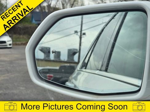 Used 2019 Cadillac XT4 Premium Luxury image 9