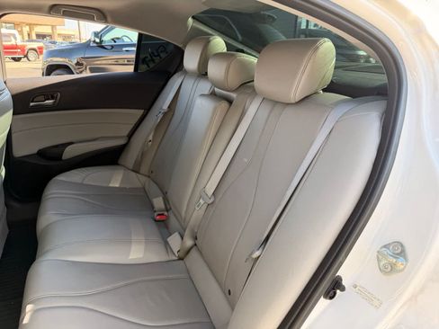 Used 2019 Acura ILX FWD image 10