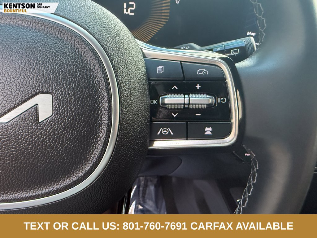 Used 2025 Kia Sorento EX AWD/4WD image 18