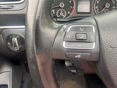 Used 2012 Volkswagen Eos Executive FWD image 24