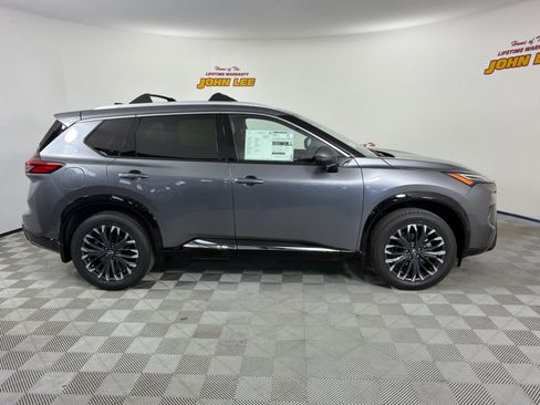 New 2026 Nissan Rogue Platinum AWD/4WD image 7