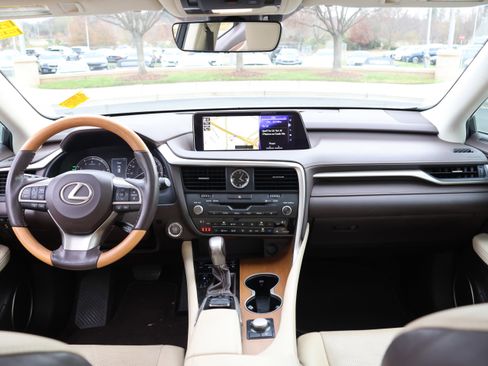 Used 2018 Lexus RX 350 FWD image 16