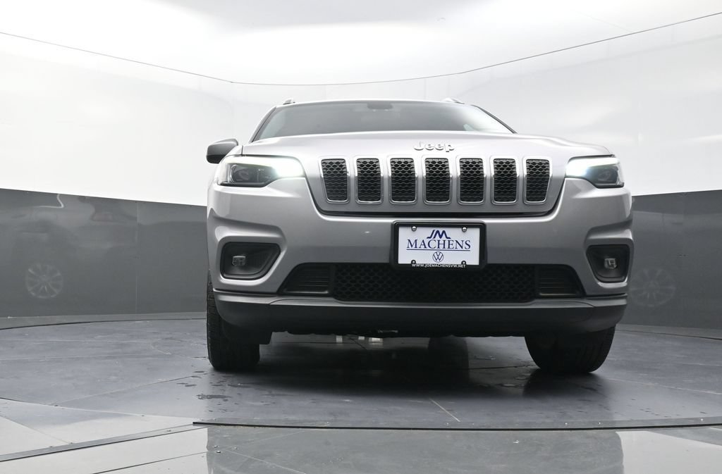 Used 2019 Jeep Cherokee Latitude w/ Popular Appearance Group AWD/4WD image 21