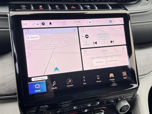 Used 2021 Jeep Grand Cherokee L Overland w/ Luxury Tech Group IV image 5