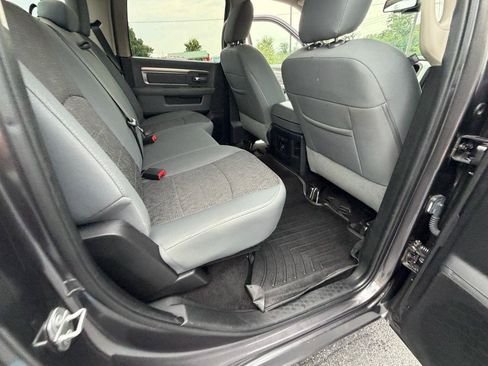 Used 2016 RAM 1500 Big Horn AWD/4WD image 34