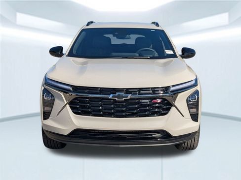 New 2026 Chevrolet Trax RS w/ Driver Confidence Package image 10