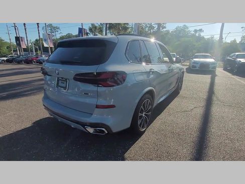 New 2025 BMW X5 xDrive50e w/ M Sport Package image 32