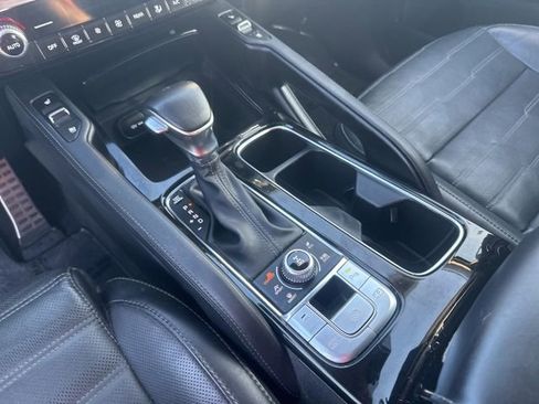 Used 2024 Kia Telluride SX Prestige w/ Towing Package AWD/4WD image 26