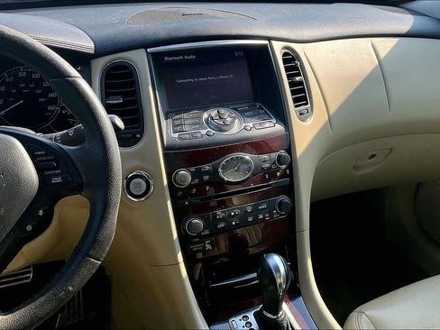 Used 2016 INFINITI QX50 AWD w/ Technology Package image 8