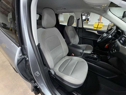 Used 2022 Ford Escape S AWD/4WD image 16