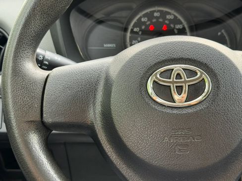 Used 2015 Toyota Yaris L FWD image 26