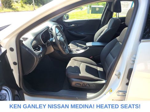 Used 2023 Chevrolet Malibu LT FWD image 38