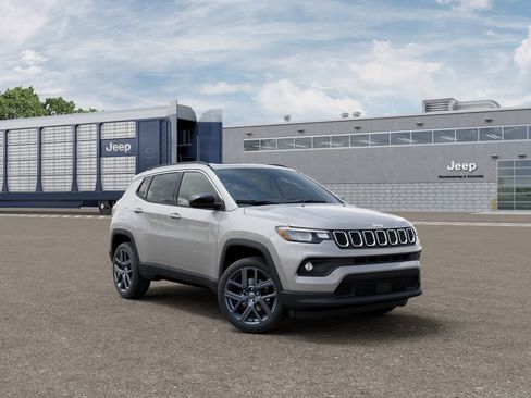 New 2026 Jeep Compass Latitude AWD/4WD image 5
