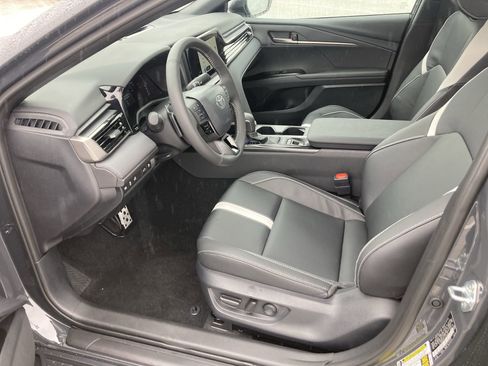 Used 2026 Toyota Camry SE image 16