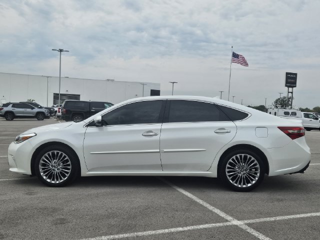 Used 2016 Toyota Avalon Limited w/ Protection Package FWD image 4