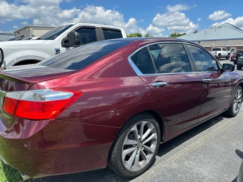 Used 2014 Honda Accord Sport image 3