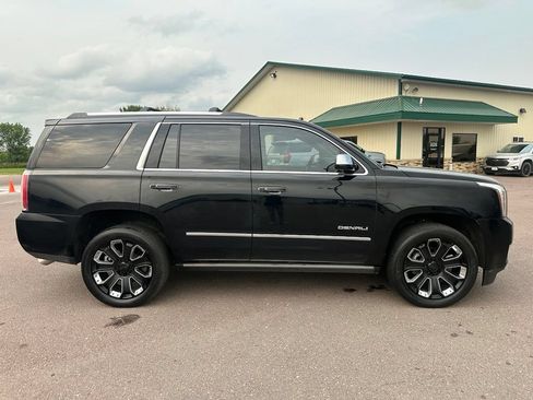 Used 2019 GMC Yukon Denali w/ Denali Ultimate Package AWD/4WD image 33