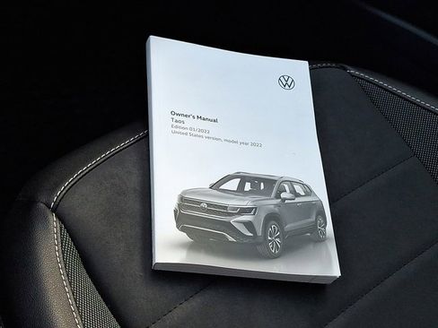 Certified 2022 Volkswagen Taos SE image 33