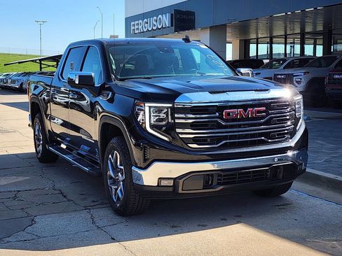 New 2026 GMC Sierra 1500 SLT w/ SLT Premium Plus Package AWD/4WD image 2