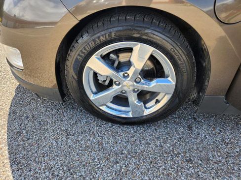 Used 2014 Chevrolet Volt Premium w/ Premium Trim Package image 5