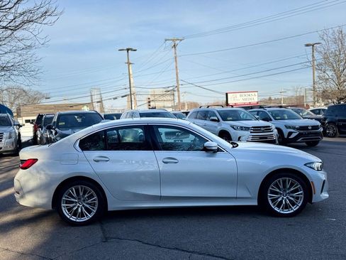 Used 2024 BMW 330i xDrive Sedan w/ Convenience Package image 7