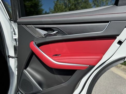 New 2026 Jaguar F-PACE R-Dynamic S image 19