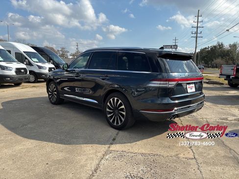 Used 2022 Lincoln Aviator Black Label Grand Touring w/ Class IV Trailer Tow Package image 8
