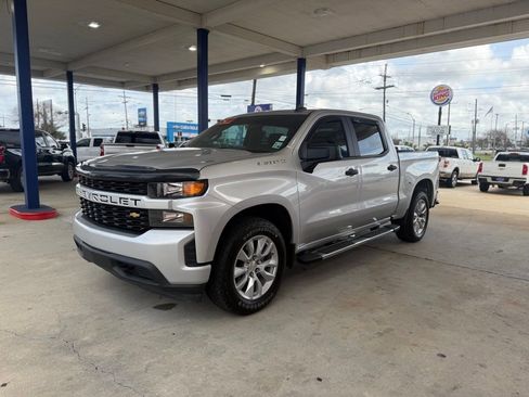 Used 2020 Chevrolet Silverado 1500 Custom w/ Custom Value Package image 7