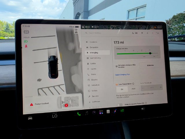 Used 2024 Tesla Model Y 2WD image 45