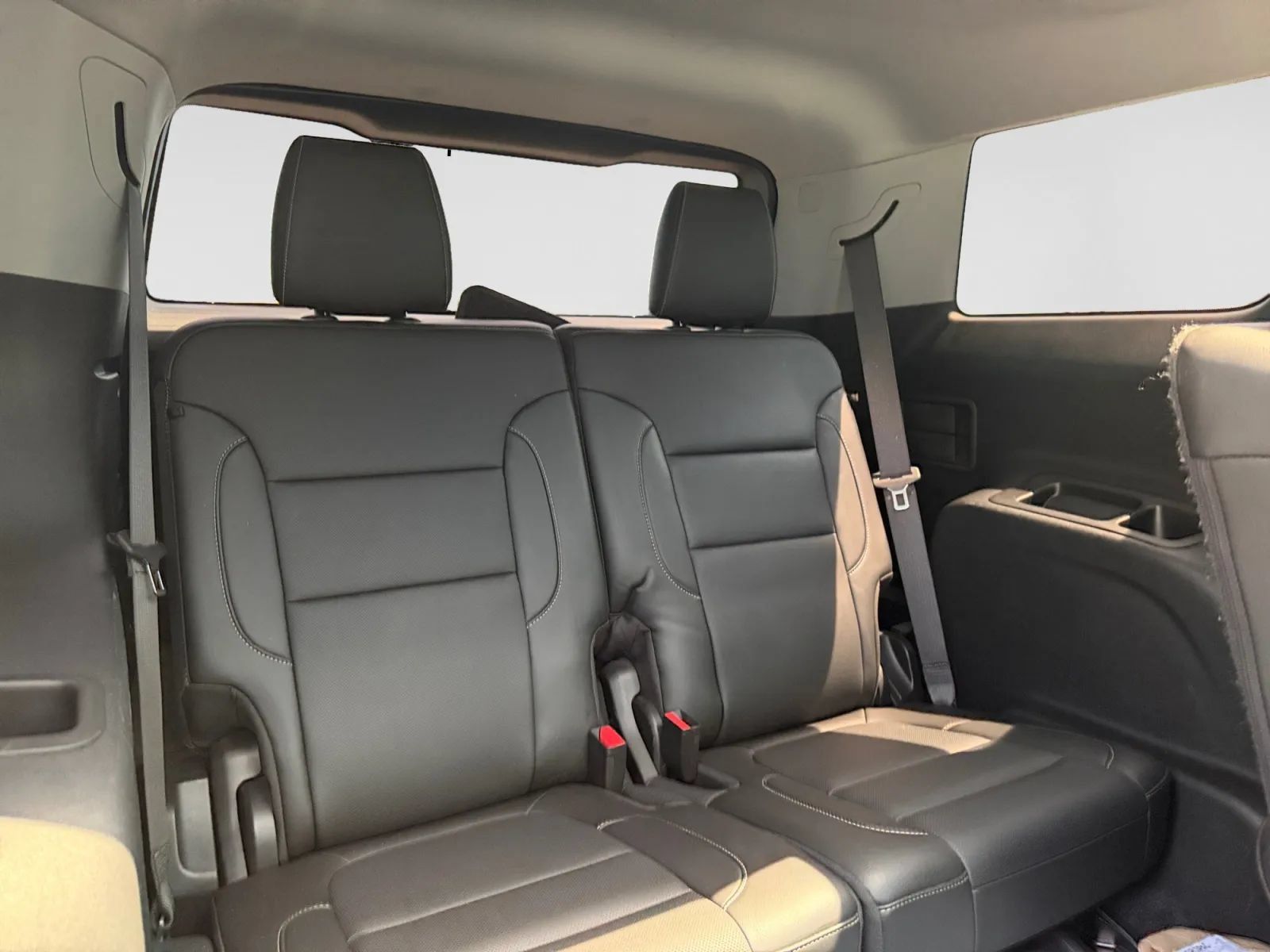 Used 2021 GMC Acadia SLT w/ LPO, Floor Liner Package FWD image 31