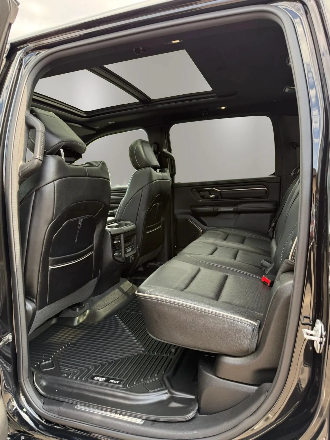 Used 2022 RAM 1500 Limited w/ (RED) Edition AWD/4WD image 19