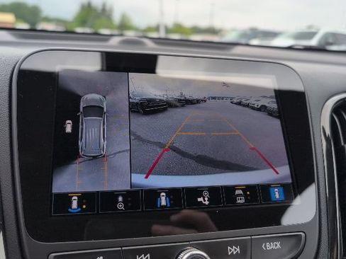 Used 2023 Chevrolet Equinox RS FWD image 29