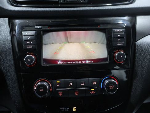 Used 2021 Nissan Rogue Sport S AWD/4WD image 27