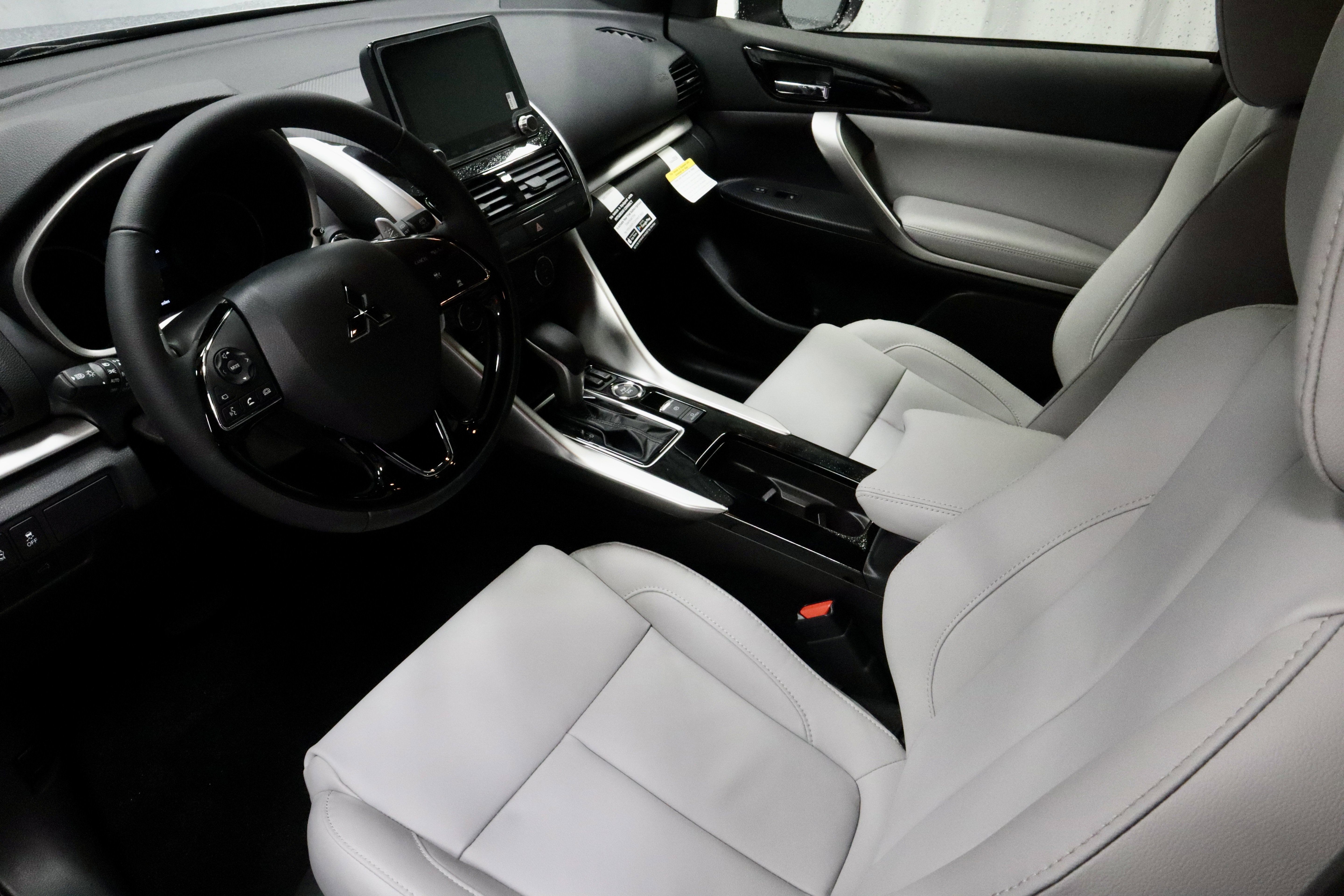 New 2026 Mitsubishi Eclipse Cross SEL AWD/4WD image 18