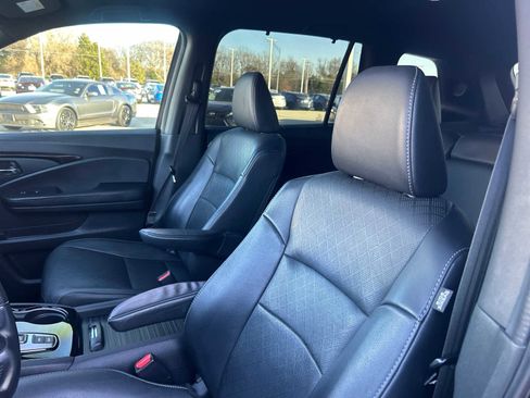 Certified 2019 Honda Passport Touring image 12